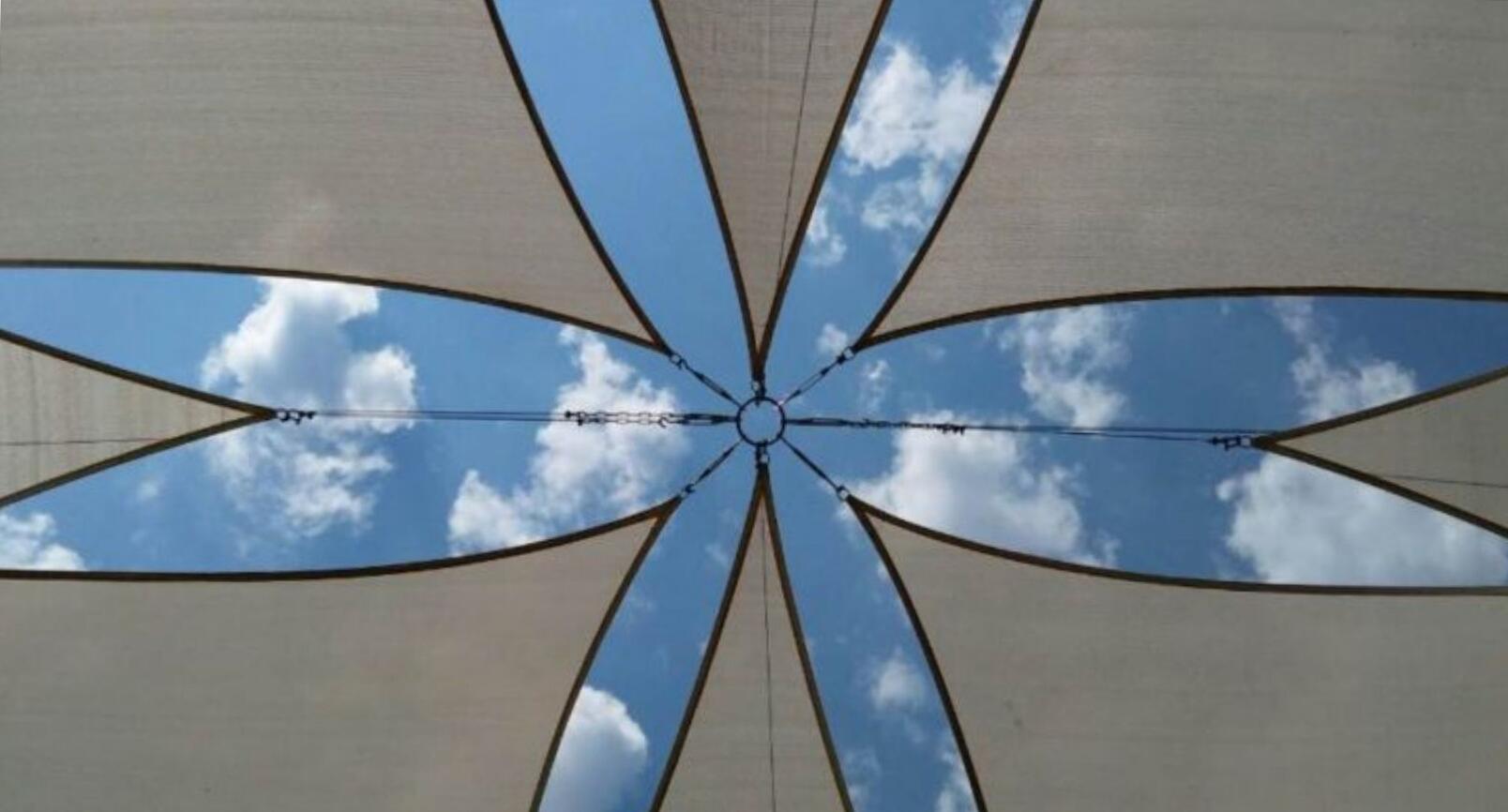 A napvitorla előnyei a nyári melegben