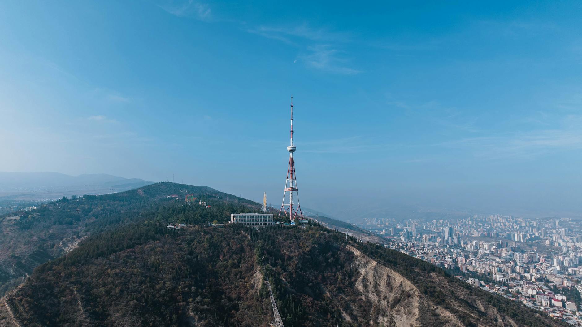 Miért érdemes idén Grúziába utazni a különleges ételek és a látványos hegyek miatt