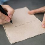 Miért érdemes néha kézzel írott levelet küldeni a digitális zajban?