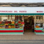 Így próbálják túlélni a magyar kisboltok a nagyáruházak szorítását