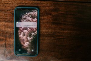 Soha nem volt még ennyire könnyű dolguk a gyanútlan áldozatokat kifosztó telefonos csalóknak